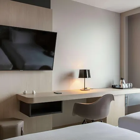 Hilton Garden Paris Hotel