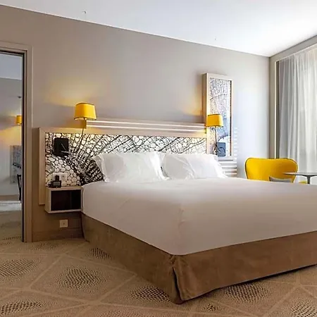 Hilton Garden Paris Szálloda 4*