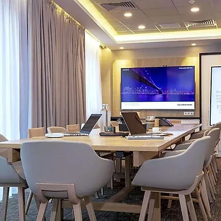 Hilton Garden Paris Szálloda 4*