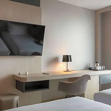 Szálloda Hilton Garden Paris 4*