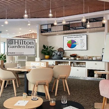 Hilton Garden Paris Hotel 4*